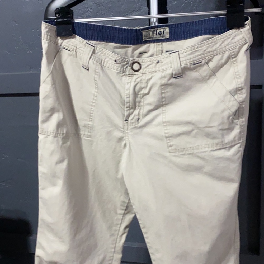 Lei capris - Picture 3 of 6